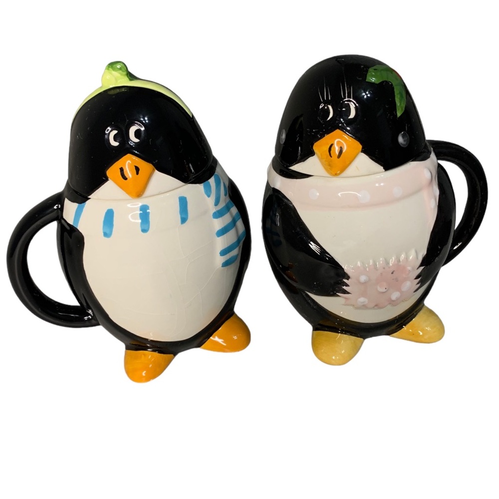 Adorable Penguin Porcelain Cup Set With Lids Black & White